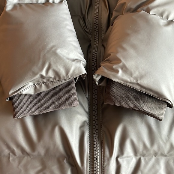 Rains Long Water-Resistant Thermal Puffer - Picture 10 of 17